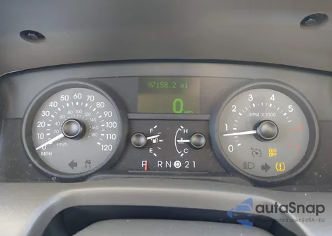 2010 Mercury Grand Marquis Ls (Fleet Only) z USA, uszkodzony, nr VIN 2MEBM7FV2AX638406